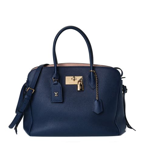 milla mm louis vuitton|Louis Vuitton Veau Nuage Milla MM Bleu Marine .